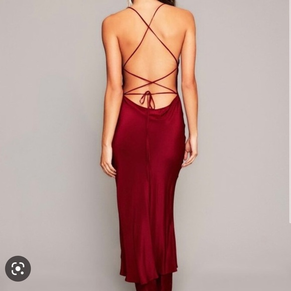 Stone cold fox red silk dress Size 1! - Picture 6 of 6